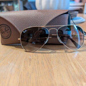 Ray ban aviators
